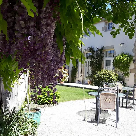 Du Donjon Hotel