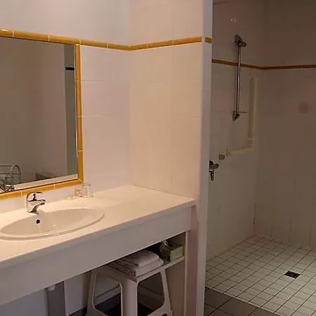 Hotel Du Donjon 3*