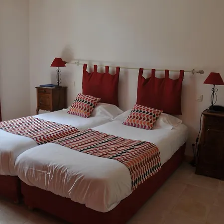 Hotel Du Donjon Aulnay (Charente-Maritime)