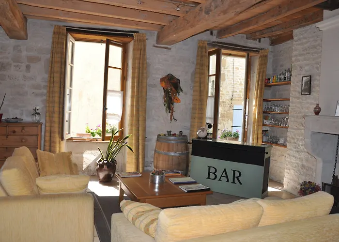 Du Donjon Hotel Aulnay (Charente-Maritime)