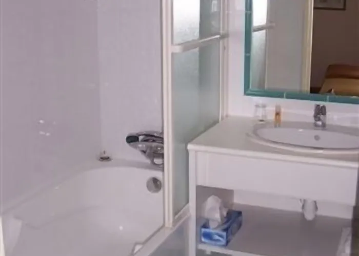 Du Donjon Hotel Aulnay (Charente-Maritime)